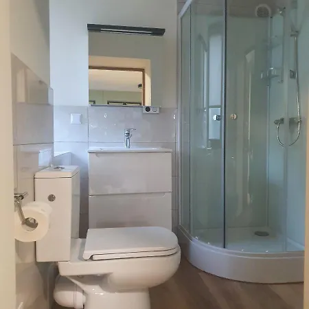 Apartment Albatros With Bathroom Warsaw